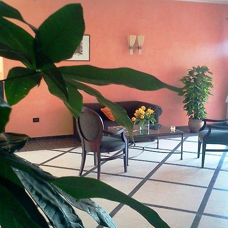 Acos Marsala City Hotel ภายนอก รูปภาพ