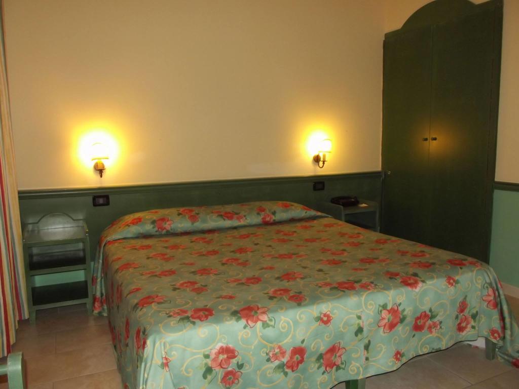 Acos Marsala City Hotel ห้อง รูปภาพ